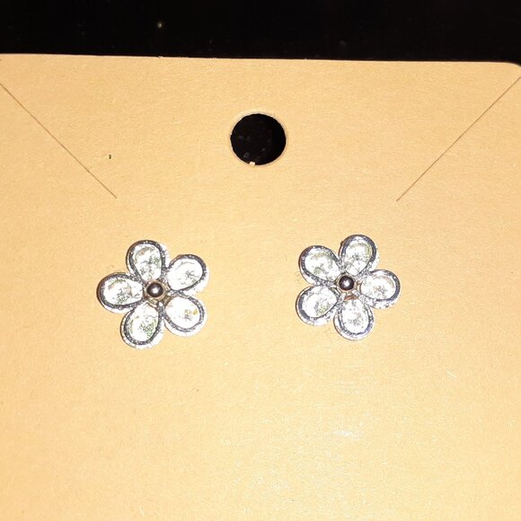 Enchanted Flower Silver Plated Earrings - Picture 6 of 6